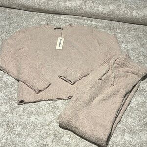 Barefoot Dreams Style Matching Set